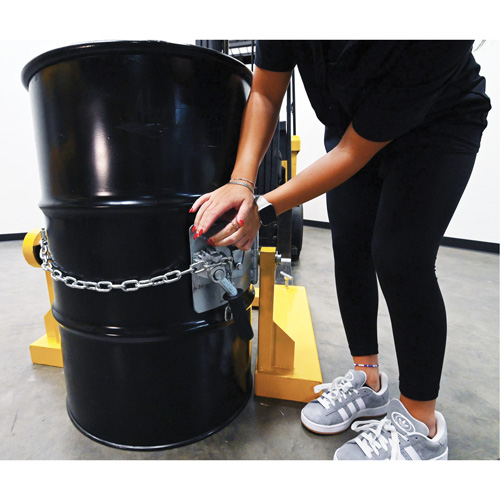 Fork Mounted Drum Carrier, For 55 US Gal. (45.8 Imperial Gal.) Sécurité Médic