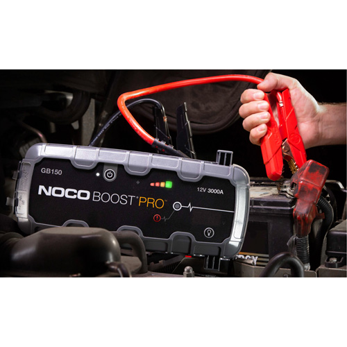 GB150 Boost&reg; Pro Jump Starter Sécurité Médic