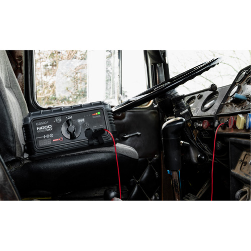 GB500+ Boost&reg; Max Jump Starter Sécurité Médic