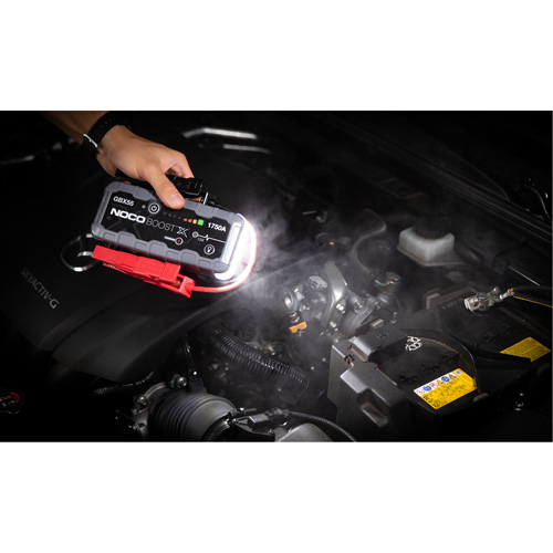 GBX55 Boost&reg; X Jump Starter Sécurité Médic