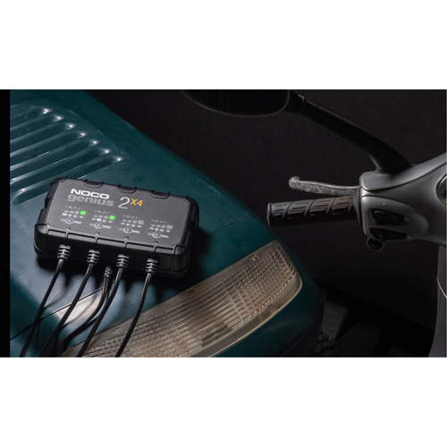 Genius&reg; 2X4 4-Bank, 8-Amp Battery Charger Sécurité Médic