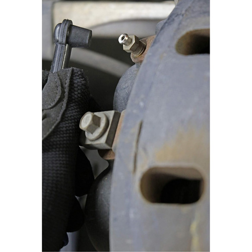 Trousse dentretien automobile et de purge de freins Sécurité Médic