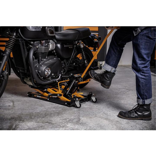 Cric pour VTT et motos, 0,75 tonnes Capacit&eacute;, 4-2/3" Abaiss&eacute;e, 14-1/2" &eacute;lev&eacute;e, Hydraulique &agrave; main Sécurité Médic
