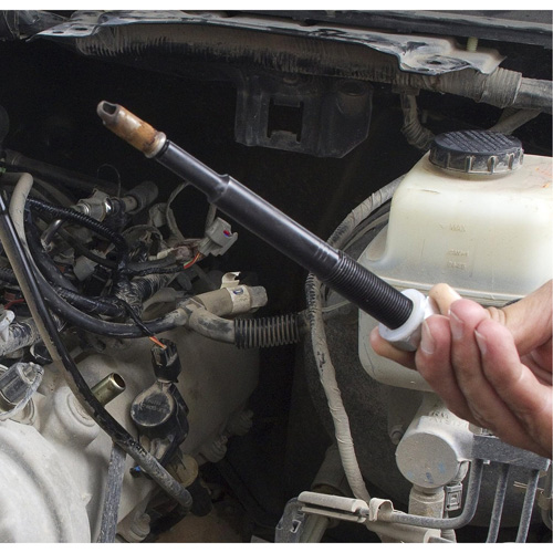 Trousse de d&eacute;montage de bougies cass&eacute;es Ford 3V Sécurité Médic