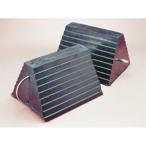 Wheel Chock, 9" x 8" x 6", Black Sécurité Médic