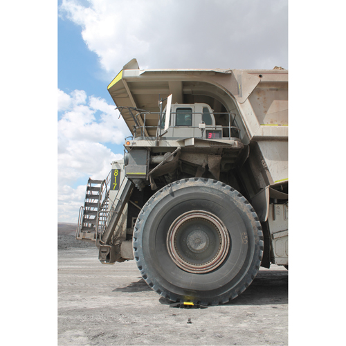 Protecteur de c&acirc;ble &agrave; traverse extr&ecirc;me Yellow Jacket, 2 canaux, 35,75" lo x 42,125" la x 5,125" h Sécurité Médic