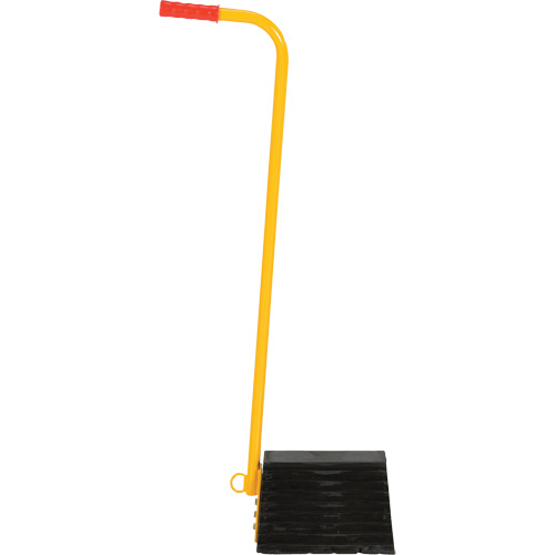 Ergo Handle Wheel Chock, 9-1/4" x 8" x 6", Black Sécurité Médic