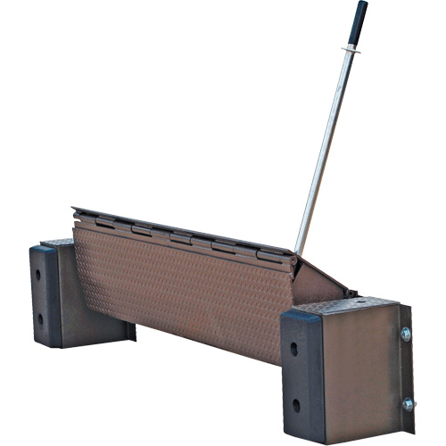 Mechanical Edge-O-Dock Leveler, 99" W, 72" Deck Width, 29" Span Sécurité Médic