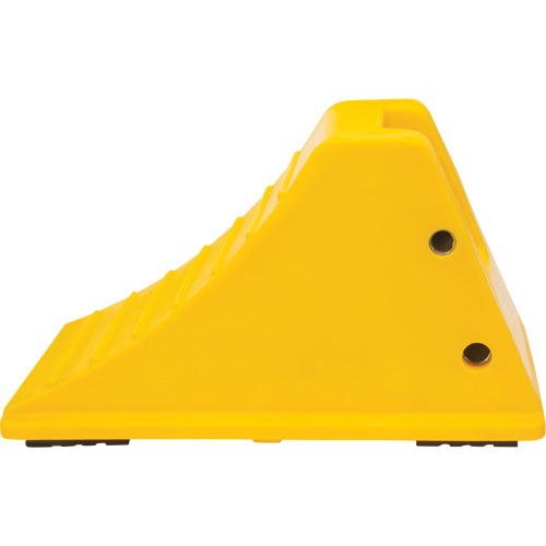 Wheel Chocks with Rubber Tread, Polyurethane, Yellow, 11-1/4" W x 21" D x 12-1/4" H Sécurité Médic