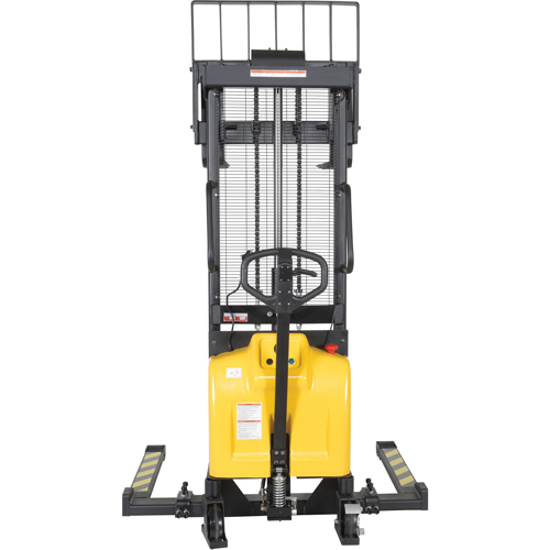 Gerbeur pour chariot &eacute;l&eacute;vateur, Fonctionnement &eacute;lectrique, Capacit&eacute; 2000 lb, Lev&eacute;e max 63" Sécurité Médic
