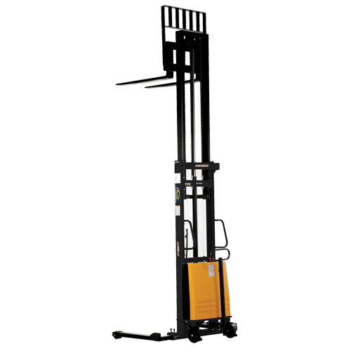 Gerbeur pour chariot &eacute;l&eacute;vateur, Fonctionnement &eacute;lectrique, Capacit&eacute; 2000 lb, Lev&eacute;e max 137" Sécurité Médic