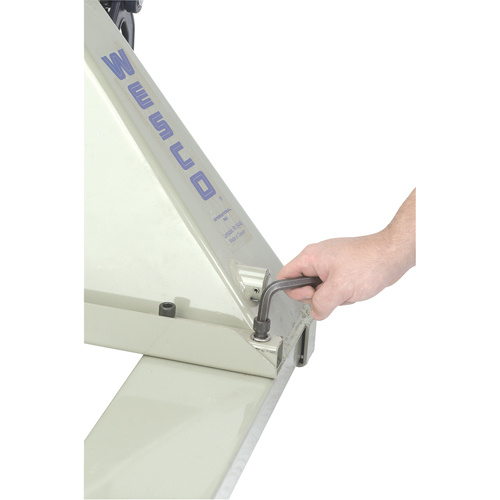 Adjustable Width Pallet Trucks, 48" L x 27" W, 5500 lbs. Capacity Sécurité Médic