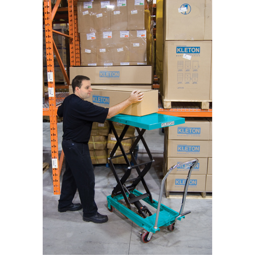 Heavy-Duty Hydraulic Scissor Lift Table, 27-1/2" L x 17-3/4" W, Steel, 330 lbs. Capacity Sécurité Médic