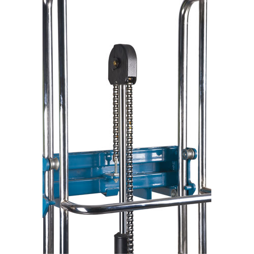Hydraulic Platform Lift Stacker, Foot Pump Operated, 880 lbs. Capacity, 60" Max Lift Sécurité Médic