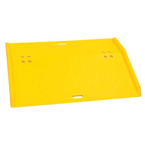 Rampe de quai de chargement portable en poly pour diable, Capacit&eacute; de charge 750 lb, 36" lo x 48" la x 5" h Sécurité Médic