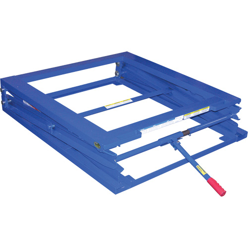 Adjustable Pallet Stand, 42-1/2" L x 40" W, 5000 lbs. Cap. Sécurité Médic
