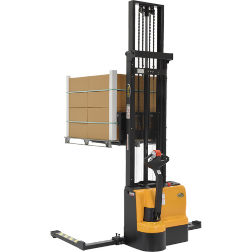 Gerbeur &agrave; m&acirc;t double, Fonctionnement &eacute;lectrique, Capacit&eacute; 2200 lb, Lev&eacute;e max 150" Sécurité Médic