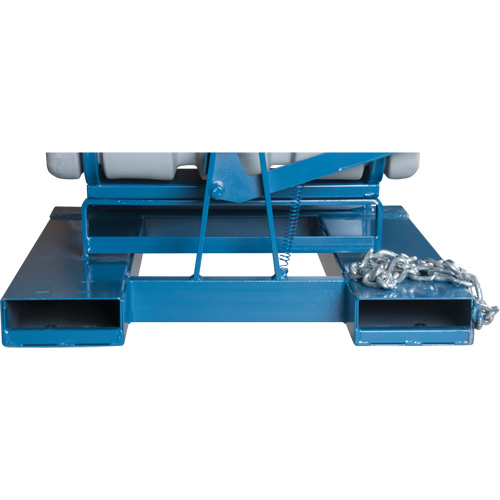 Self-Dumping Hopper, Polyethylene, 5/8 cu.yd., Grey Sécurité Médic