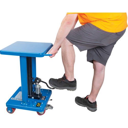 Hydraulic Work Table, 18" L x 18" W, Steel, 500 lbs. Capacity Sécurité Médic