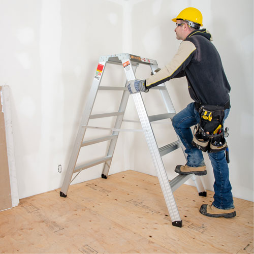 Portable Work-Stand Saw Horse, Aluminum Frame, 12-1/4" D x 56" H Sécurité Médic