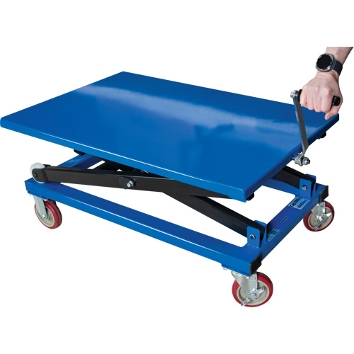 Table &eacute;l&eacute;vatrice manuelle &agrave; ciseaux, 37-3/8" lo x 23-5/8" la, Acier, Capacit&eacute; 660 lb Sécurité Médic