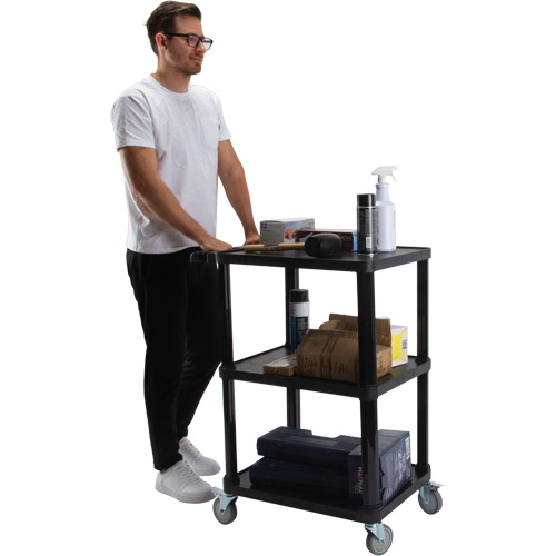 Chariot utilitaire avec tablette plate, 3 tiers, 18-1/8" x 37-3/8" x 27-3/4", Capacit&eacute; 330 lb Sécurité Médic