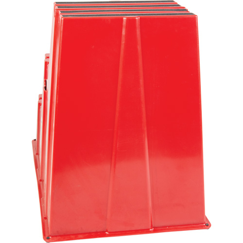 Industrial Step Stool, 3 Steps, 34-13/16" x 22-7/16" x 28-1/2" High Sécurité Médic