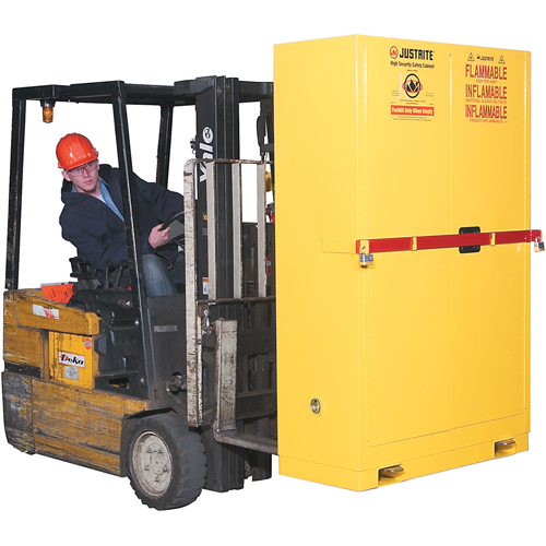 Armoire de rangement haute s&eacute;curit&eacute; avec barre en acier pour produits inflammables, 45 gal., 2 tablettes Sécurité Médic