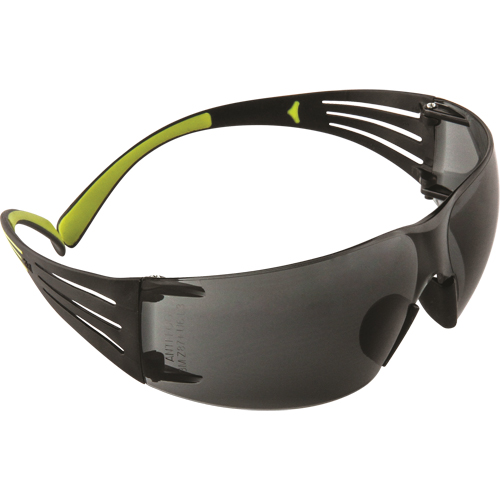 Lunettes de s&eacute;curit&eacute; SecureFit s&eacute;rie 400, Lentille Grise/fum&eacute;e, Antibu&eacute;e/Anti-&eacute;gratignures, ANSI Z87+/R&eacute;pond ou surpasse la norme CSA Z94.3 Sécurité Médic