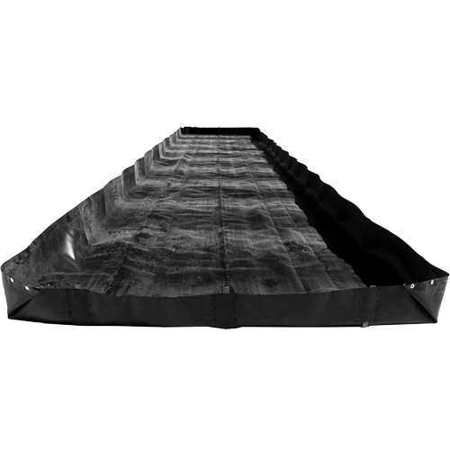 Economy Berms, 3740 gal. Capacity, 50' W x 10' L x 12" H, L-Bracket Sécurité Médic