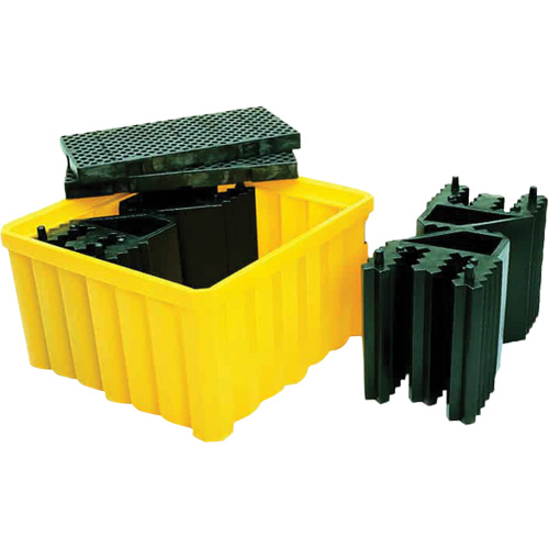 Palette antid&eacute;versement avec drain Ultra-IBC Spill Pallet , Capacit&eacute; de d&eacute;versement 400 gal. US, 58,75" x 58,75" x 33" Sécurité Médic
