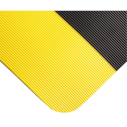 Double Duty Switchboard Mats No.720, Corrugated, 3' x 10' x 5/8", Black/Yellow, PVC Sécurité Médic