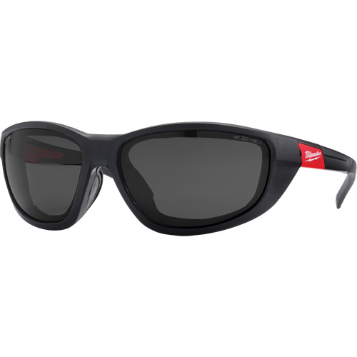 Lunettes de s&eacute;curit&eacute; performantes avec joints, Lentille Fum&eacute;e, Antibu&eacute;e/Anti-&eacute;gratignures/Polaris&eacute;, ANSI Z87+/R&eacute;pond ou surpasse la norme CSA Z94.3 Sécurité Médic