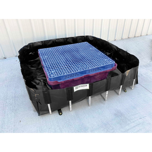 Berme de confinement des d&eacute;versements Ultra-IBC Berm, Capacit&eacute; 400 gal. US, 6' la x 6' lo x 18" h, Support en L Sécurité Médic