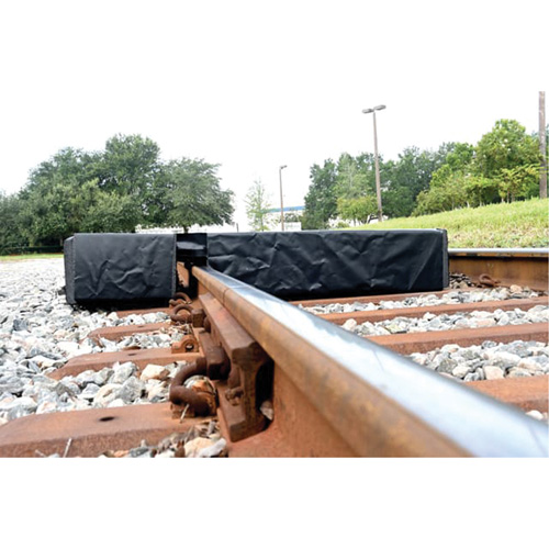 Berme Ultra-Track Berm, Capacit&eacute; 144 gal. US, 4' la x 6' lo x 12" h, Paroi en mousse Sécurité Médic