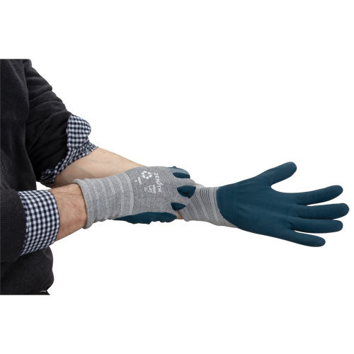 Gants &eacute;cologiques enduits et l&eacute;gers, 10, R&ecirc;vetement Mousse de nitrile, Calibre 15, Enveloppe en Polyester/rPET Sécurité Médic