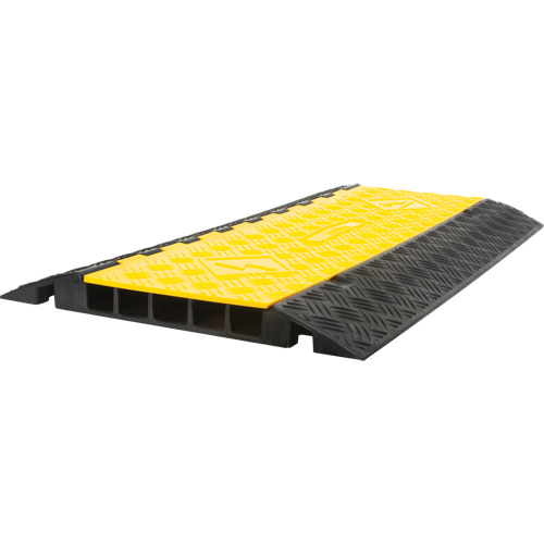 Polyurethane Cable Protector, 5 Channels, 35.43" L x 19.69" W x 2" H Sécurité Médic