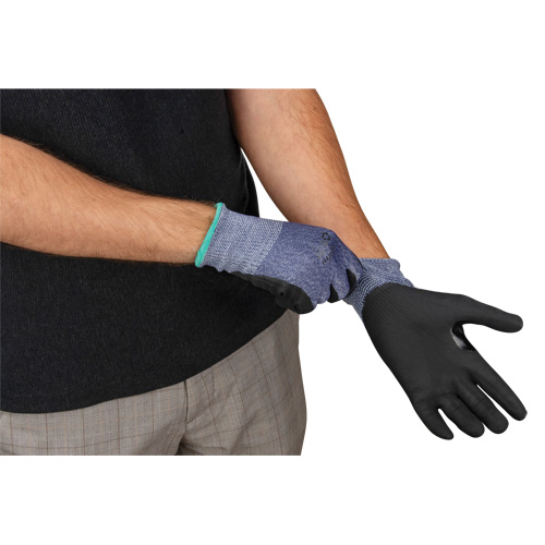 Cut-Resistant Gloves, Size Small, 15 Gauge, Foam Nitrile Coated, HPPE Shell, ASTM ANSI Level A3 Sécurité Médic