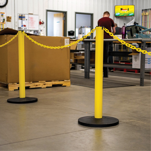 Industrial Stanchion, 37" High, Red Sécurité Médic