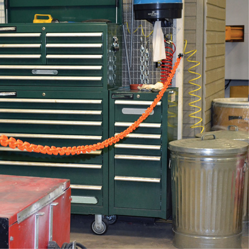 Magnetic Chain Barrier Warehouse Kit, Orange, 2" Link, 15' Length Sécurité Médic