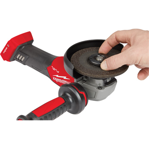 M18 Fuel Slide Switch Braking Grinder with One-Key Slide Switch (Tool Only), 4-1/2" or 5" Wheel, 18 V Sécurité Médic