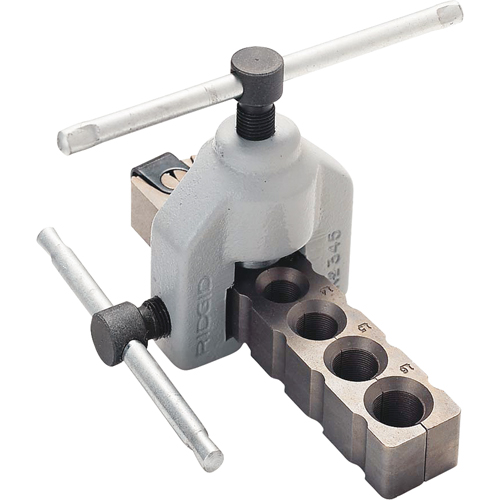 No. 345-DL Manual Flaring Tool With No. 150 Tubing Cutter and Case Kit Sécurité Médic