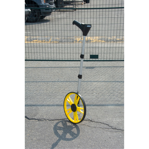 Digital Distance Measuring Wheel, 12.5"/31.8 cm, 99999.9 m Range, Feet/Metres Sécurité Médic