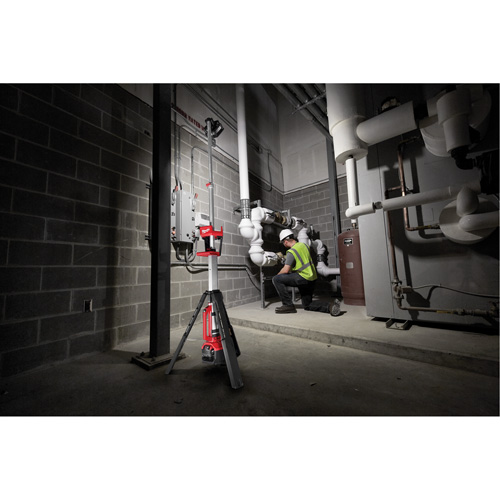 M18 Rocket Dual Power Tower Light, LED, 2500 Lumens, Aluminum Housing Sécurité Médic