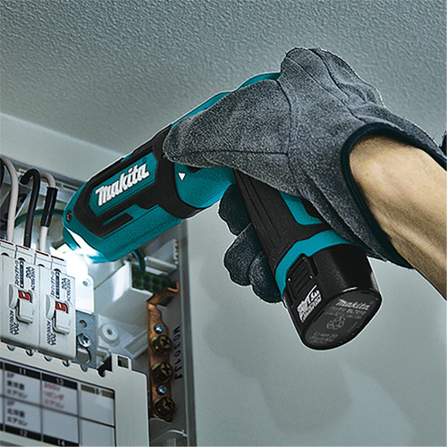 Trousse de tournevis &agrave; chocs, 1/4", 220 lb-po Couple max., 7,2 V, Lithium-ion Sécurité Médic