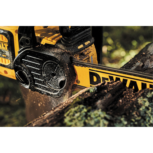 FlexVolt&reg; Brushless Chainsaw Kit, 16", Battery Powered, 60 V Sécurité Médic