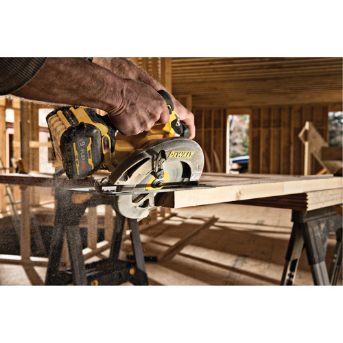 FlexVolt&reg; Max Brushless Circular Saw with Electric Brake (Tool Only), 7-1/4", 60 V Sécurité Médic