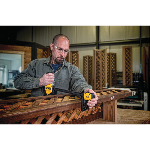 Serre-joint tr&egrave;s grand &agrave; g&acirc;chette, 24" (610 mm) Sécurité Médic