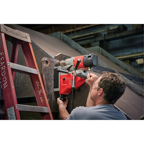 Ensemble de perceuse &eacute;lectromagn&eacute;tique, 1-5/8", Pression de la pointe 750 lb Sécurité Médic