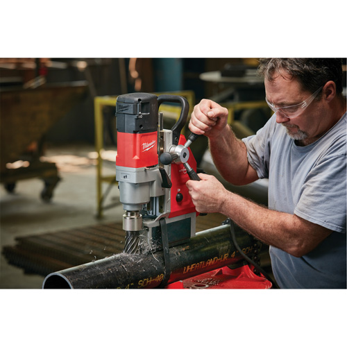 Ensemble de perceuse &eacute;lectromagn&eacute;tique, 1-5/8", Pression de la pointe 750 lb Sécurité Médic